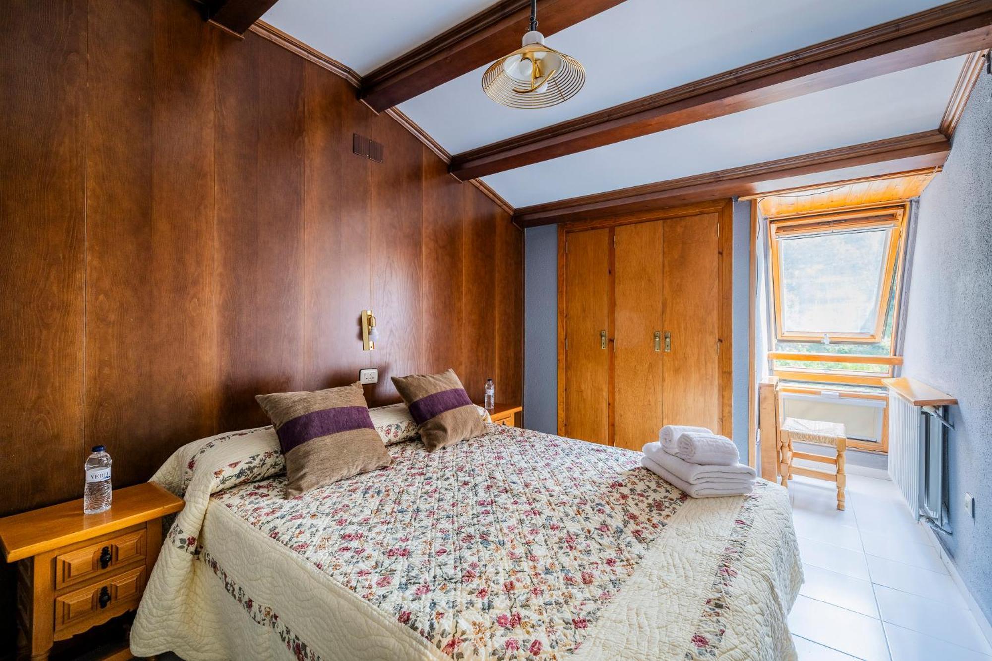 ביילסה Hostal Los Valles מראה חיצוני תמונה