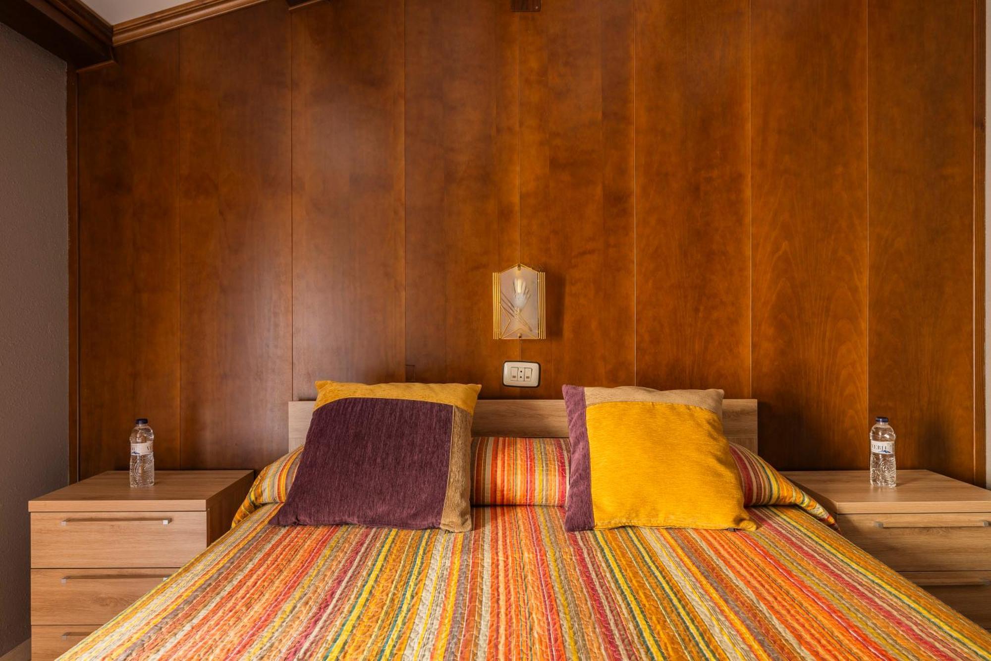 ביילסה Hostal Los Valles מראה חיצוני תמונה