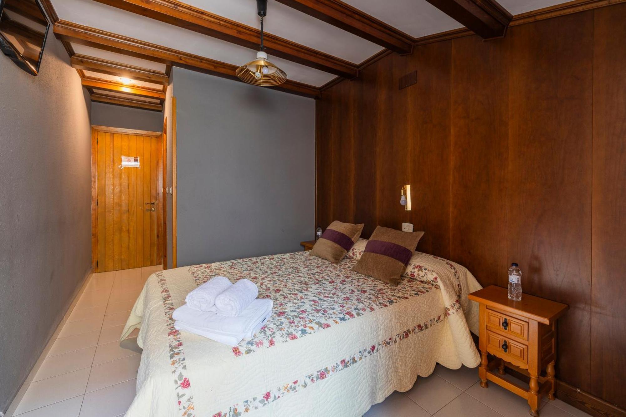 ביילסה Hostal Los Valles מראה חיצוני תמונה